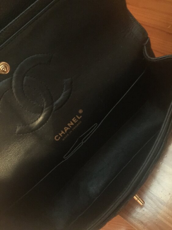 A01112Y01498（ブランドバッグ）の商品画像 - 査定依頼日：2025年3月26日 - 最高査定価格：900,000円