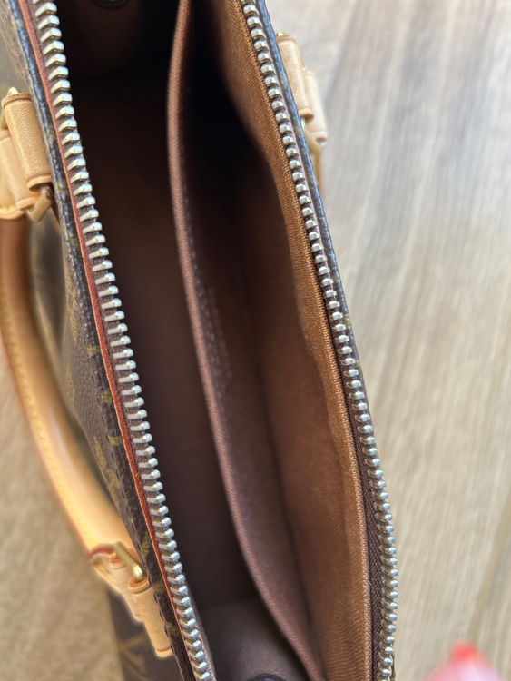 ルイヴィトン ダミエ （ブランドバッグ）の商品画像 - 査定依頼日：2025年12月29日 - 最高査定価格：120,000円