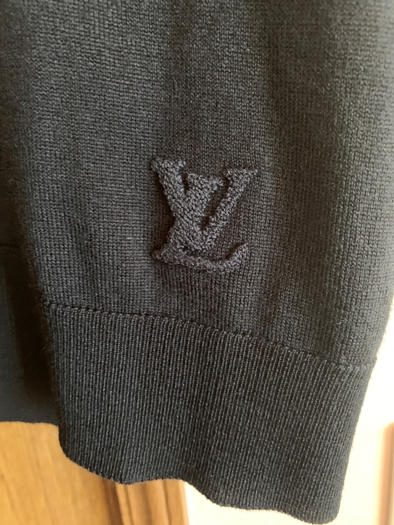 半袖ニット（古着・ファッション）の商品画像 - 査定依頼日：2025年11月3日 - 最高査定価格：20,000円