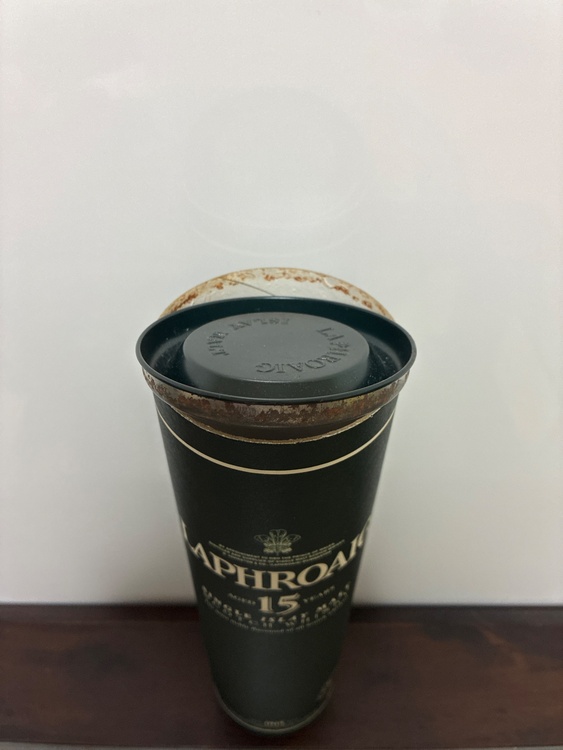 ラフロイグ 15年　旧ボトル（お酒）の商品画像 - 査定依頼日：2026年7月26日 - 最高査定価格：25,000円