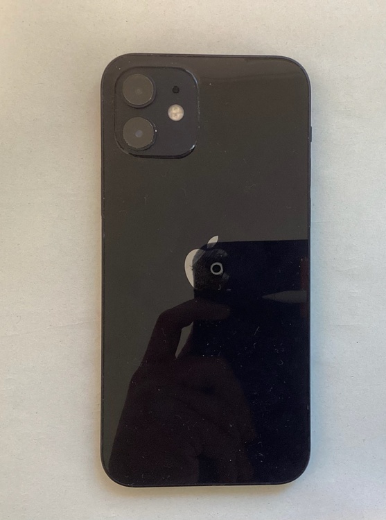 iPhone iPhone 12 128GB SIMフリー（スマホ）の商品画像 - 査定依頼日：2026年8月18日 - 最高査定価格：23,500円