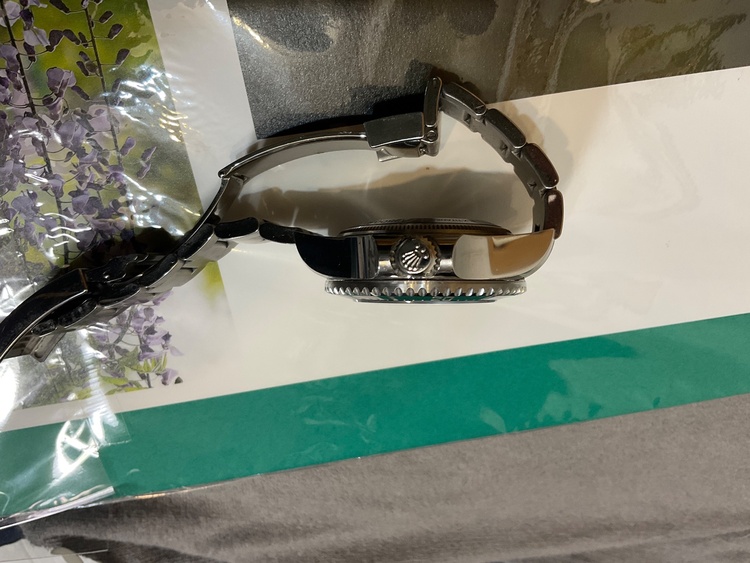 ロレックス シードゥエラー 13666（高級時計）の商品画像 - 査定依頼日：2025年12月6日 - 最高査定価格：2,300,000円