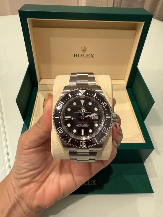 ロレックス シードゥエラー 12660（高級時計）の商品画像 - 査定依頼日：2025年6月2日 - 最高査定価格：2,080,000円