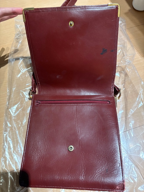 カルティエ その他 マストライン し（高級時計）の商品画像 - 査定依頼日：2025年10月23日 - 最高査定価格：4,000円