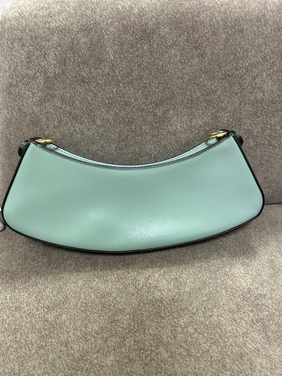 フェンディ  （ブランドバッグ）の商品画像 - 査定依頼日：2025年8月3日 - 最高査定価格：70,000円