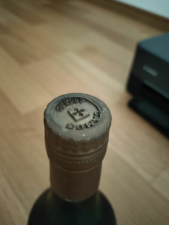 ブランデー カミュ （お酒）の商品画像 - 査定依頼日：2025年8月9日 - 最高査定価格：200円