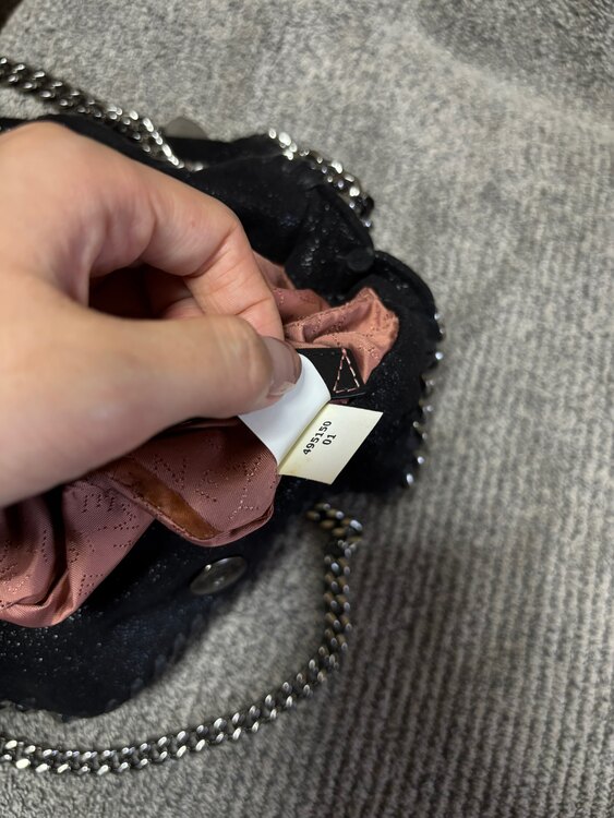 ファラベラミニトート（ブランドバッグ）の商品画像 - 査定依頼日：2025年4月15日 - 最高査定価格：100,000円