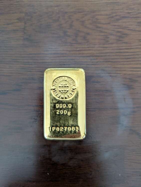 田中貴金属インゴット200グラム（金・貴金属）の商品画像 - 査定依頼日：2025年4月29日 - 最高査定価格：3,320,000円