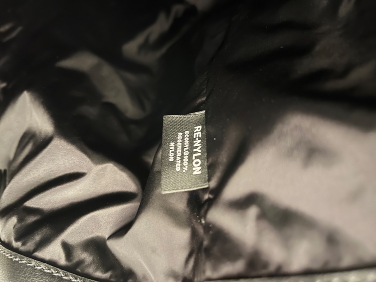 商品品番：5BC119_2CRW_F0002_V-OLN（古着・ファッション）の商品画像 - 査定依頼日：2025年12月8日 - 最高査定価格：100,000円