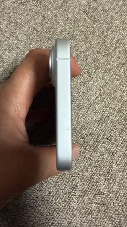 iPhone 16 128GB SIMフリー（スマホ）の商品画像 - 査定依頼日：2026年4月1日 - 最高査定価格：80,000円