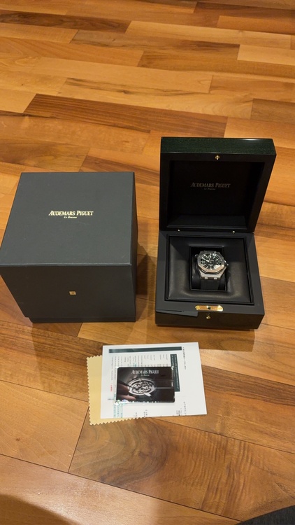 オフショアダイバー（高級時計）の商品画像 - 査定依頼日：2026年1月9日 - 最高査定価格：2,700,000円