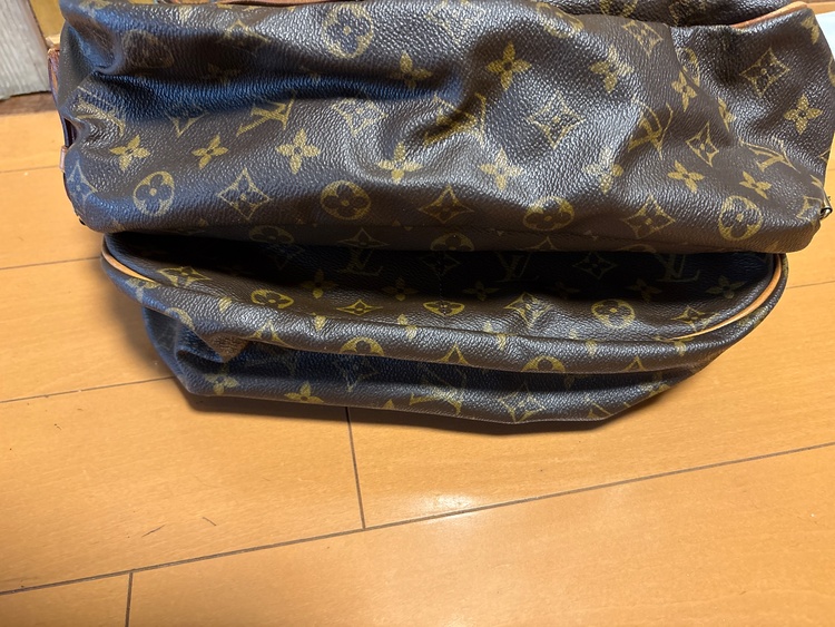 ルイヴィトン モノグラム（ブランドバッグ）の商品画像 - 査定依頼日：2026年9月9日 - 最高査定価格：100,000円