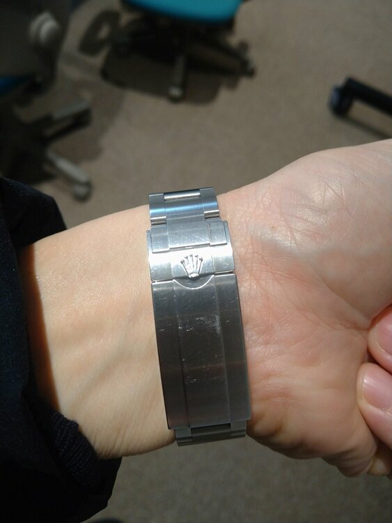 ロレックス サブマリーナー 126610L（高級時計）の商品画像 - 査定依頼日：2026年1月29日 - 最高査定価格：2,400,000円