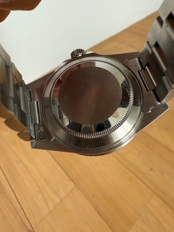 ロレックス サブマリーナー 14060（高級時計）の商品画像 - 査定依頼日：2025年8月29日 - 最高査定価格：1,350,000円