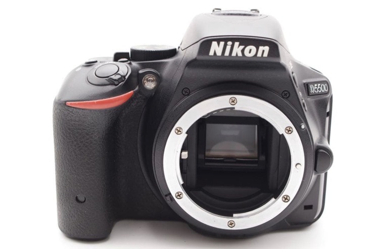 Nikon D5500 （カメラ）の商品画像 - 査定依頼日：2025年12月22日 - 最高査定価格：20,000円