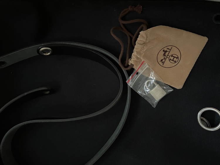 エールバック（ブランドバッグ）の商品画像 - 査定依頼日：2025年6月16日 - 最高査定価格：130,000円