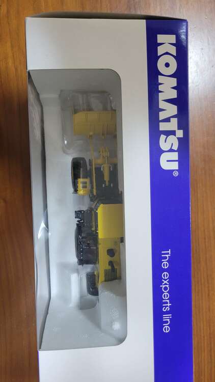 Komatsu WA470（その他のおもちゃ）の商品画像 - 査定依頼日：2025年6月2日 - 最高査定価格：4,000円