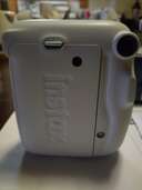 チェキカメラ instaxmini11 ホワイト（カメラ）の商品画像 - 査定依頼日：2024年1月24日 - 最高査定価格：4,000円