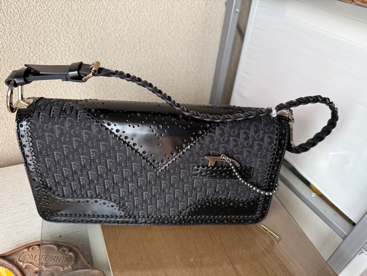 わからない（ブランドバッグ）の商品画像 - 査定依頼日：2026年3月9日 - 最高査定価格：75,000円