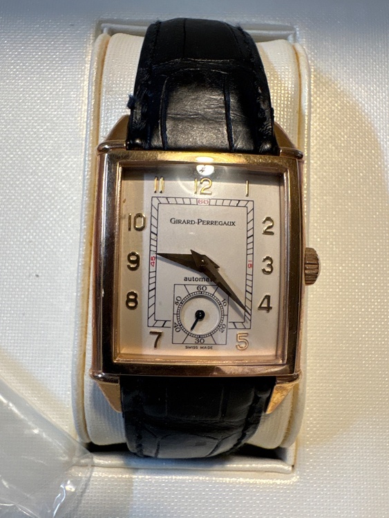 ヴィンテージ1945（高級時計）の商品画像 - 査定依頼日：2026年8月5日 - 最高査定価格：680,000円