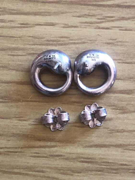 ピアス（金・貴金属）の商品画像 - 査定依頼日：2023年12月6日 - 最高査定価格：10,000円