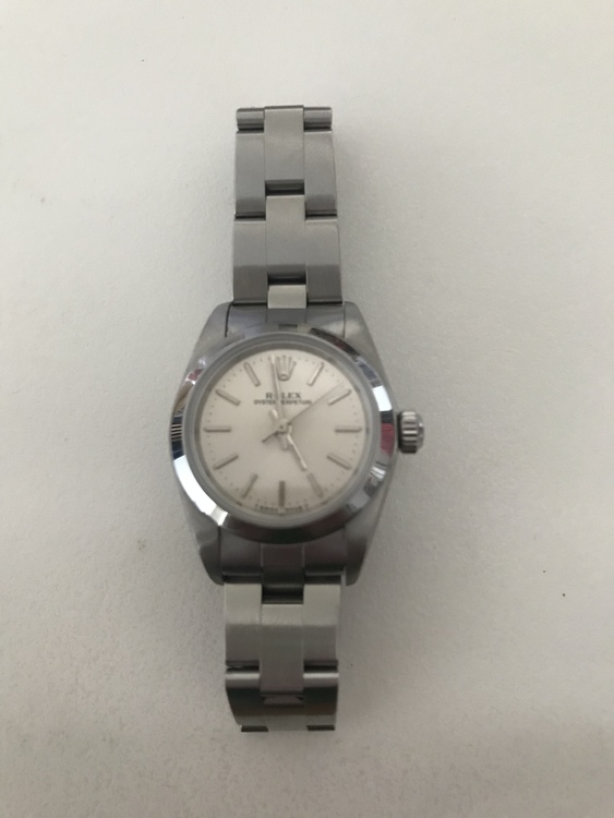 オイスター　スチール　28mm（高級時計）の商品画像 - 査定依頼日：2022年4月16日 - 最高査定価格：300,000円