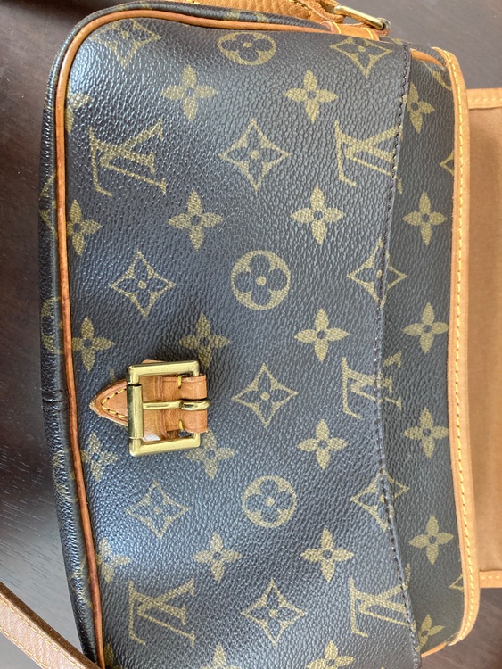 ルイヴィトン モノグラム （ブランドバッグ）の商品画像 - 査定依頼日：2026年3月15日 - 最高査定価格：100,000円