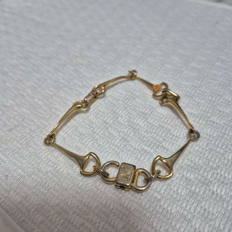 ブレスレット（古着・ファッション）の商品画像 - 査定依頼日：2025年5月15日 - 最高査定価格：6,000円