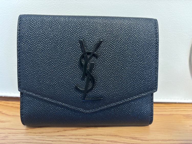 イブサンローラン  （ブランドバッグ）の商品画像 - 査定依頼日：2025年10月11日 - 最高査定価格：38,000円