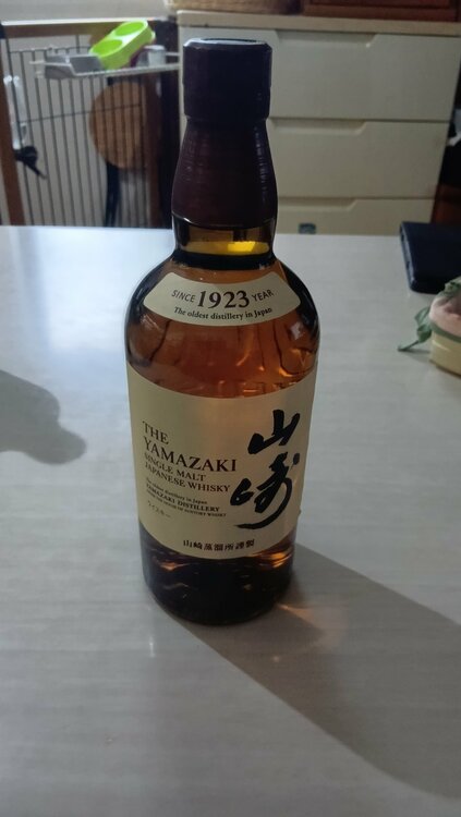 サントリー山崎NV（お酒）の商品画像 - 査定依頼日：2026年10月2日 - 最高査定価格：10,000円