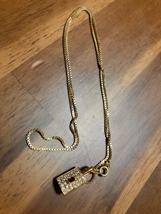 ネックレス（金・貴金属）の商品画像 - 査定依頼日：2025年3月23日 - 最高査定価格：200,000円