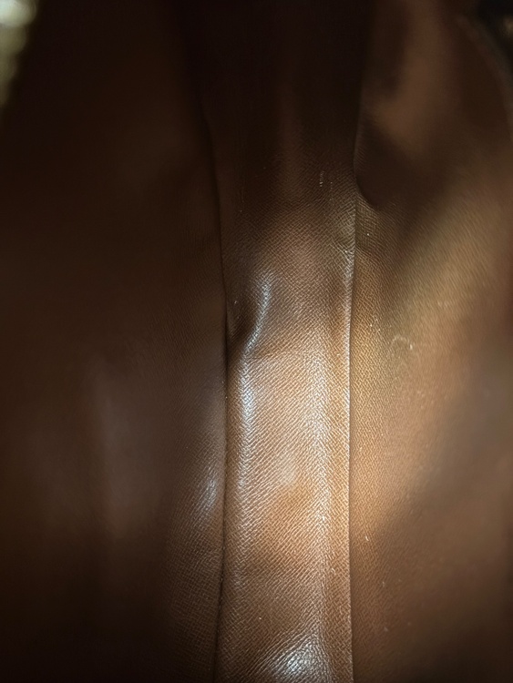 ルイヴィトン モノグラム （ブランドバッグ）の商品画像 - 査定依頼日：2025年12月30日 - 最高査定価格：50,000円