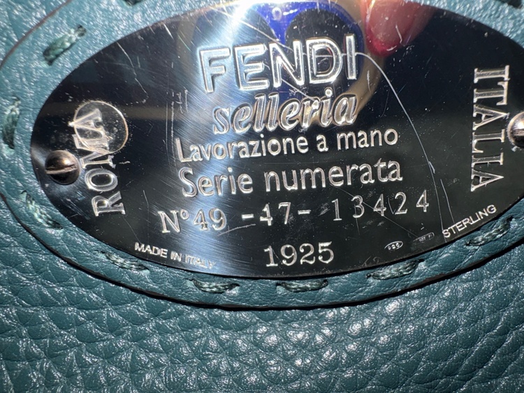 ピーカブー セレリア（ブランドバッグ）の商品画像 - 査定依頼日：2026年3月12日 - 最高査定価格：180,000円