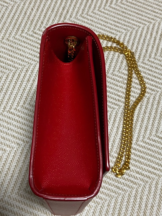 イブサンローラン  （ブランドバッグ）の商品画像 - 査定依頼日：2025年6月7日 - 最高査定価格：135,000円