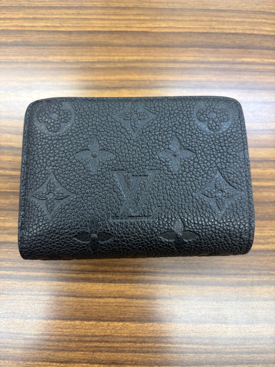 ポルトフォイユ・クレア（ブランド財布・小物）の商品画像 - 査定依頼日：2025年10月31日 - 最高査定価格：50,000円