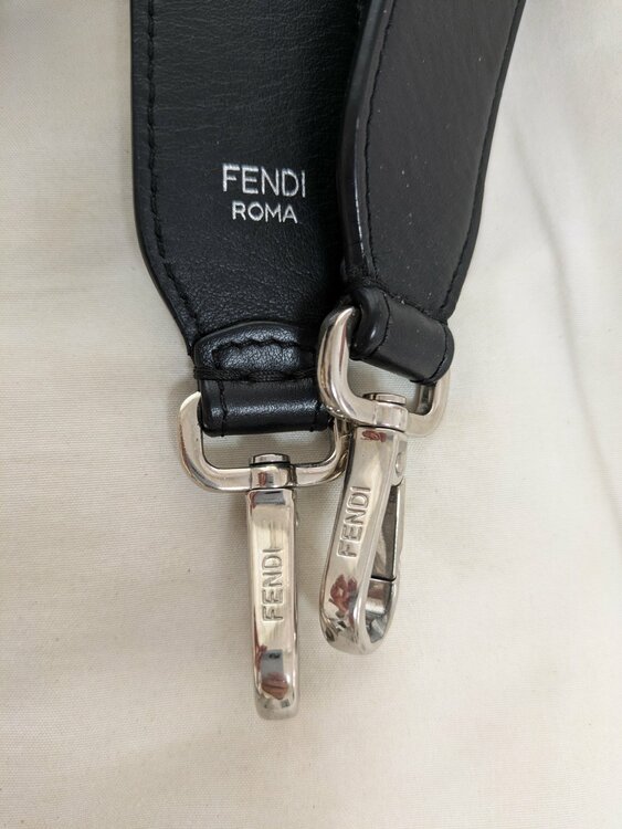 フェンディ  （ブランドバッグ）の商品画像 - 査定依頼日：2026年4月28日 - 最高査定価格：80,000円