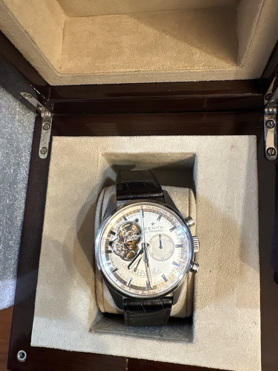 ゼニス エルプリメロ 03.2080.42021/01.C49（高級時計）の商品画像 - 査定依頼日：2026年1月19日 - 最高査定価格：520,000円