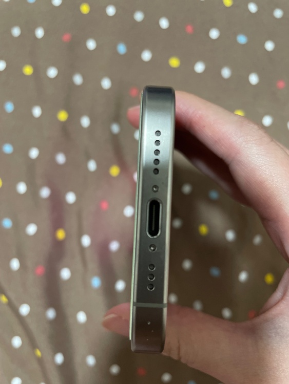 iPhone iPhone 15 Pro 128GB SIMフリー（スマホ）の商品画像 - 査定依頼日：2026年9月6日 - 最高査定価格：76,000円