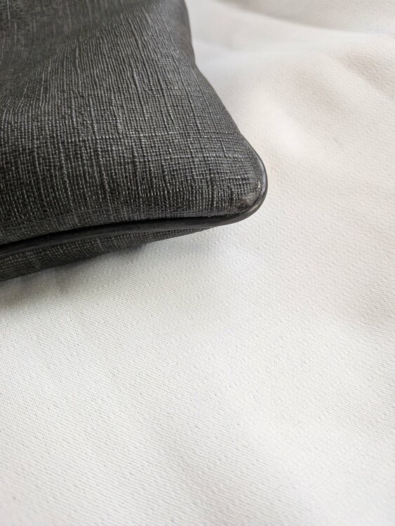  GUCCI GGスプリーム ショルダーバッグ　​【シリアルナンバー】 　（ブランドバッグ）の商品画像 - 査定依頼日：2026年1月31日 - 最高査定価格：30,000円