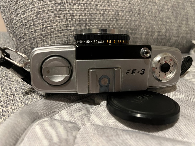 EE-3（カメラ）の商品画像 - 査定依頼日：2026年7月31日 - 最高査定価格：3,500円