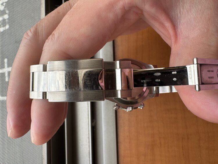 ロレックス デイトナ 116509（高級時計）の商品画像 - 査定依頼日：2025年5月4日 - 最高査定価格：4,850,000円