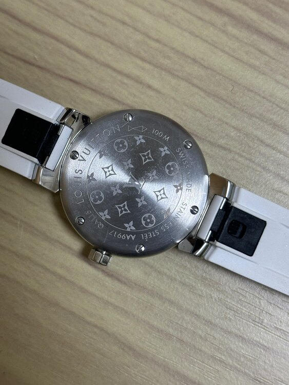 その他 その他 ルイヴィトン　QA115z（高級時計）の商品画像 - 査定依頼日：2025年1月12日 - 最高査定価格：80,000円