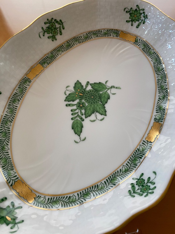 ヘレンド　アポニーグリーン　オーバル（食器）の商品画像 - 査定依頼日：2025年6月23日 - 最高査定価格：3,500円