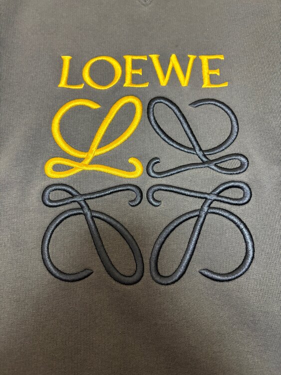 アナグラム　スウェット（古着・ファッション）の商品画像 - 査定依頼日：2025年2月2日 - 最高査定価格：15,000円