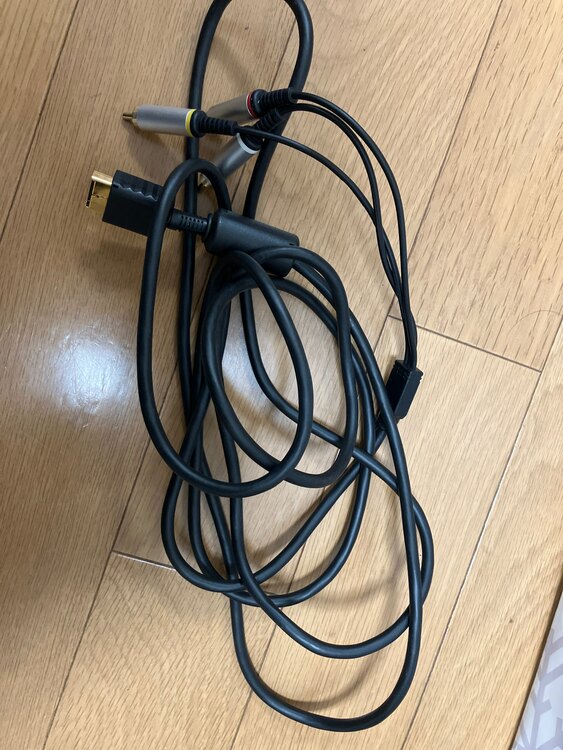 PS2 SCPH-70000 CW（ゲーム機本体・ゲームソフト）の商品画像 - 査定依頼日：2025年4月13日 - 最高査定価格：5,100円