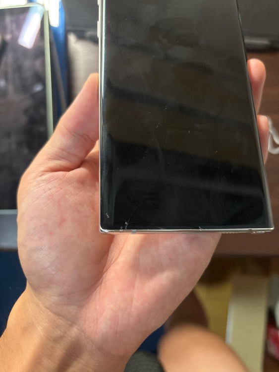 Galaxy Note10＋（スマホ）の商品画像 - 査定依頼日：2026年6月25日 - 最高査定価格：3,000円