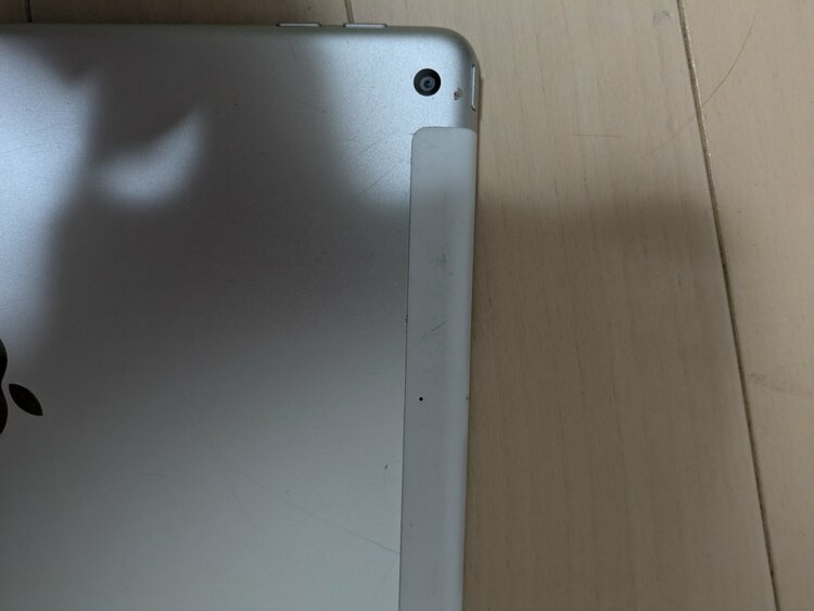 iPad第6世代32ギガ（PC・タブレット）の商品画像 - 査定依頼日：2026年5月28日 - 最高査定価格：3,000円