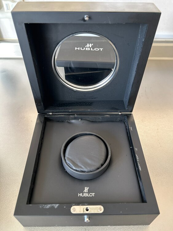 ウブロ ビックバン （高級時計）の商品画像 - 査定依頼日：2025年1月25日 - 最高査定価格：710,000円