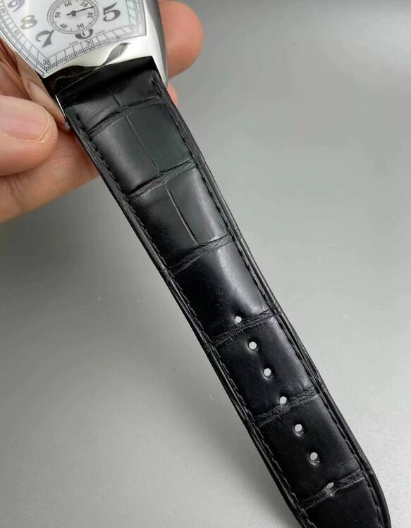 <font style="vertical-align: inherit;"><font style="vertical-align: inherit;">
法眼克穆勒
</font></font> <font style="vertical-align: inherit;"><font style="vertical-align: inherit;">
酒桶形曲线
</font></font> 7885（高級時計）の商品画像 - 査定依頼日：2025年8月4日 - 最高査定価格：550,000円