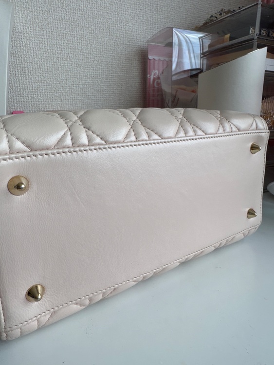 ディオール  （ブランドバッグ）の商品画像 - 査定依頼日：2025年8月22日 - 最高査定価格：350,000円